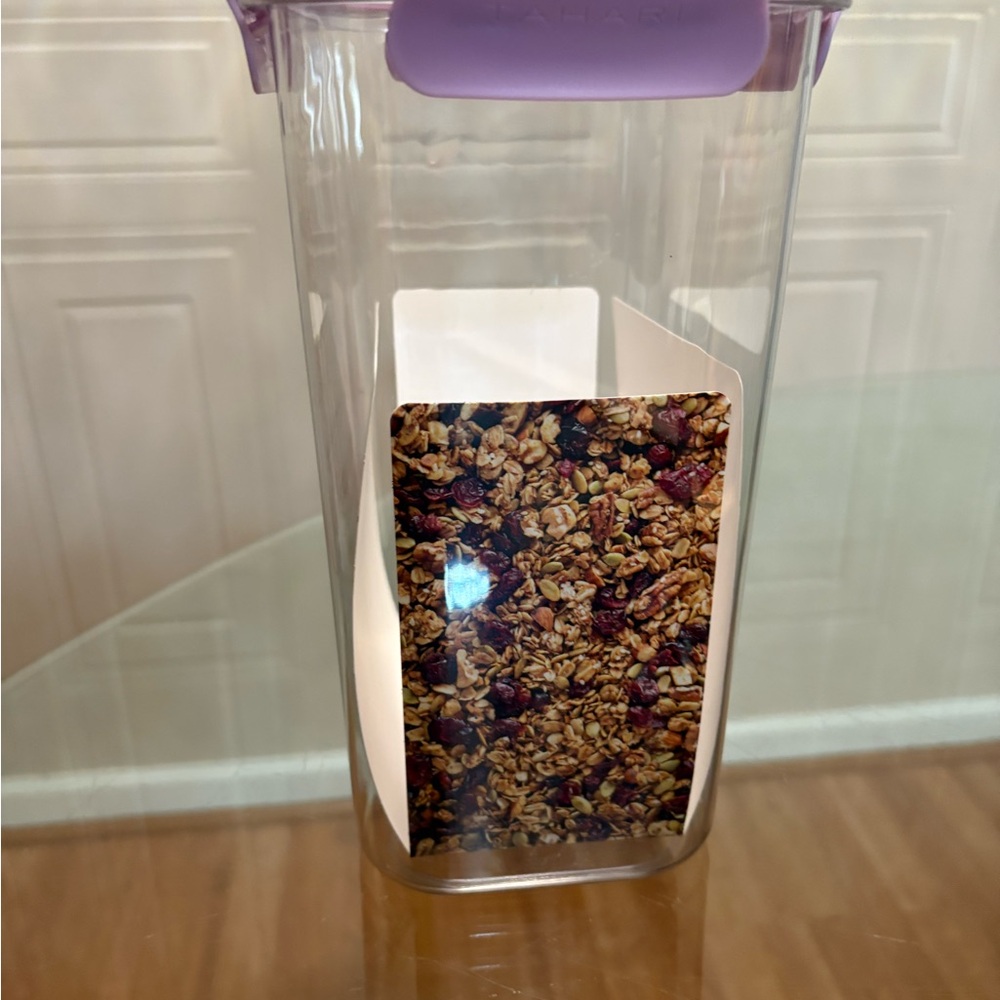 New Tahari Food Storage Container, 16.9-Cup Stackable Space Saving Snap Lid - Picture 3 of 7